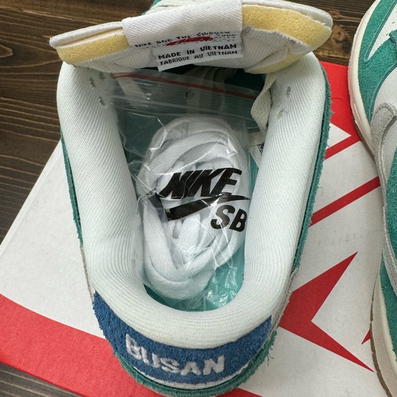 2020 Kasina x Dunk Low - Road Sign - Picture 5 of 7